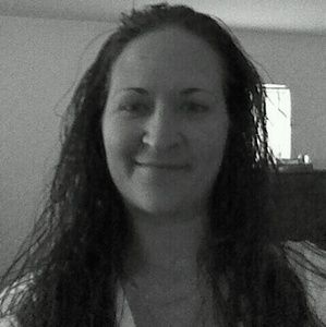 Meet your Posher, Alicia